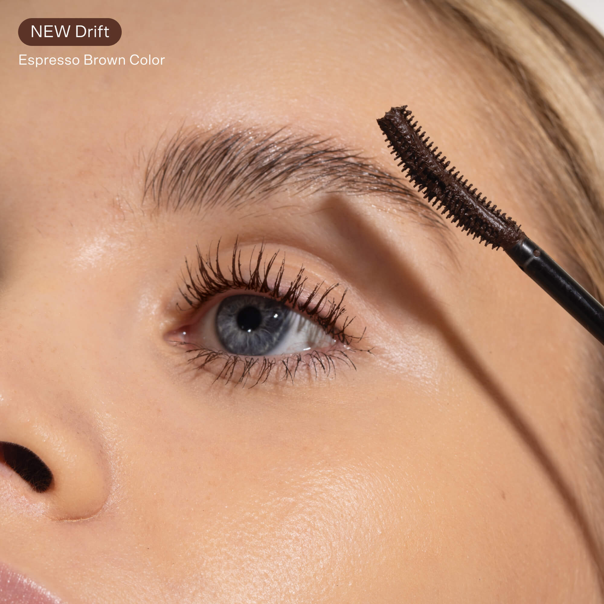MakeWaves Mascara - Image 3